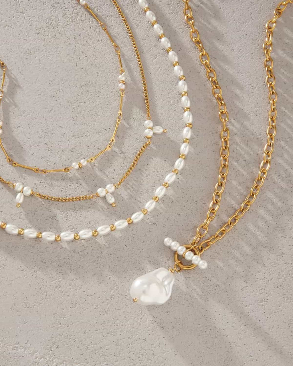 Baroque Pearl Toggle Necklace