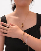 Rosa Herz-Perlenarmband