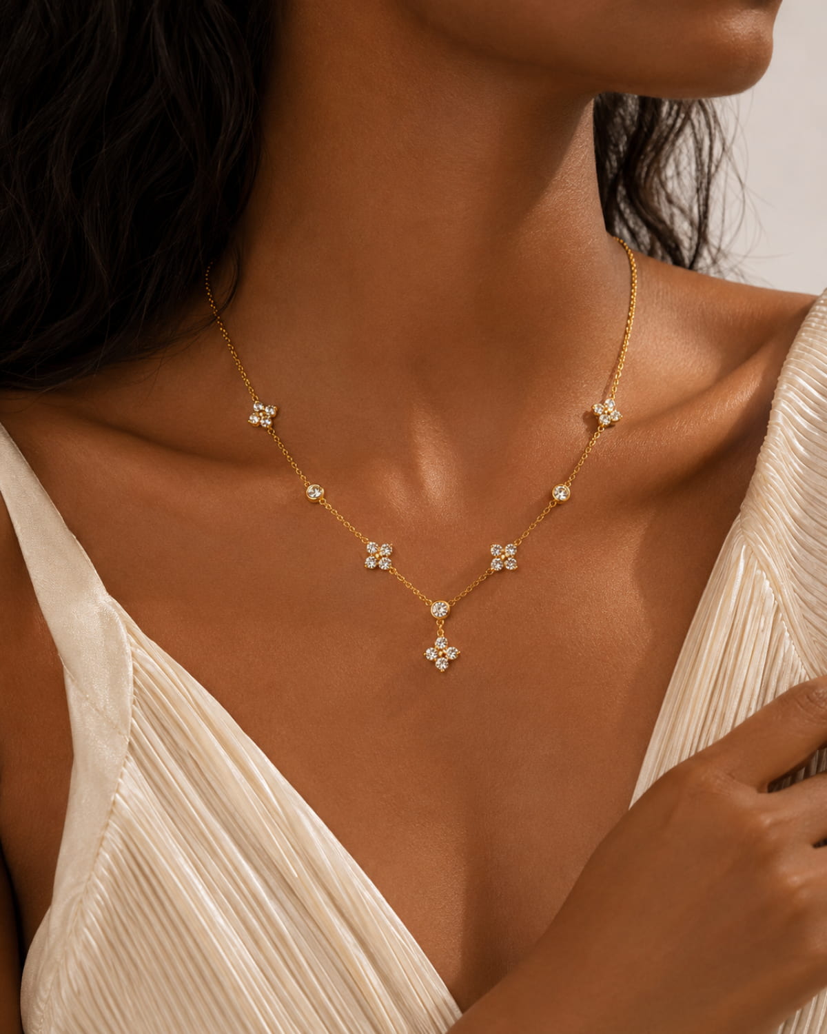 Daisy Spark Necklace