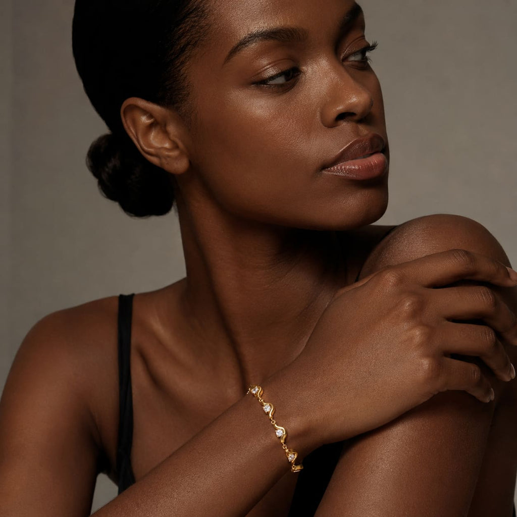 Aurelle Wave Crystal Bracelet