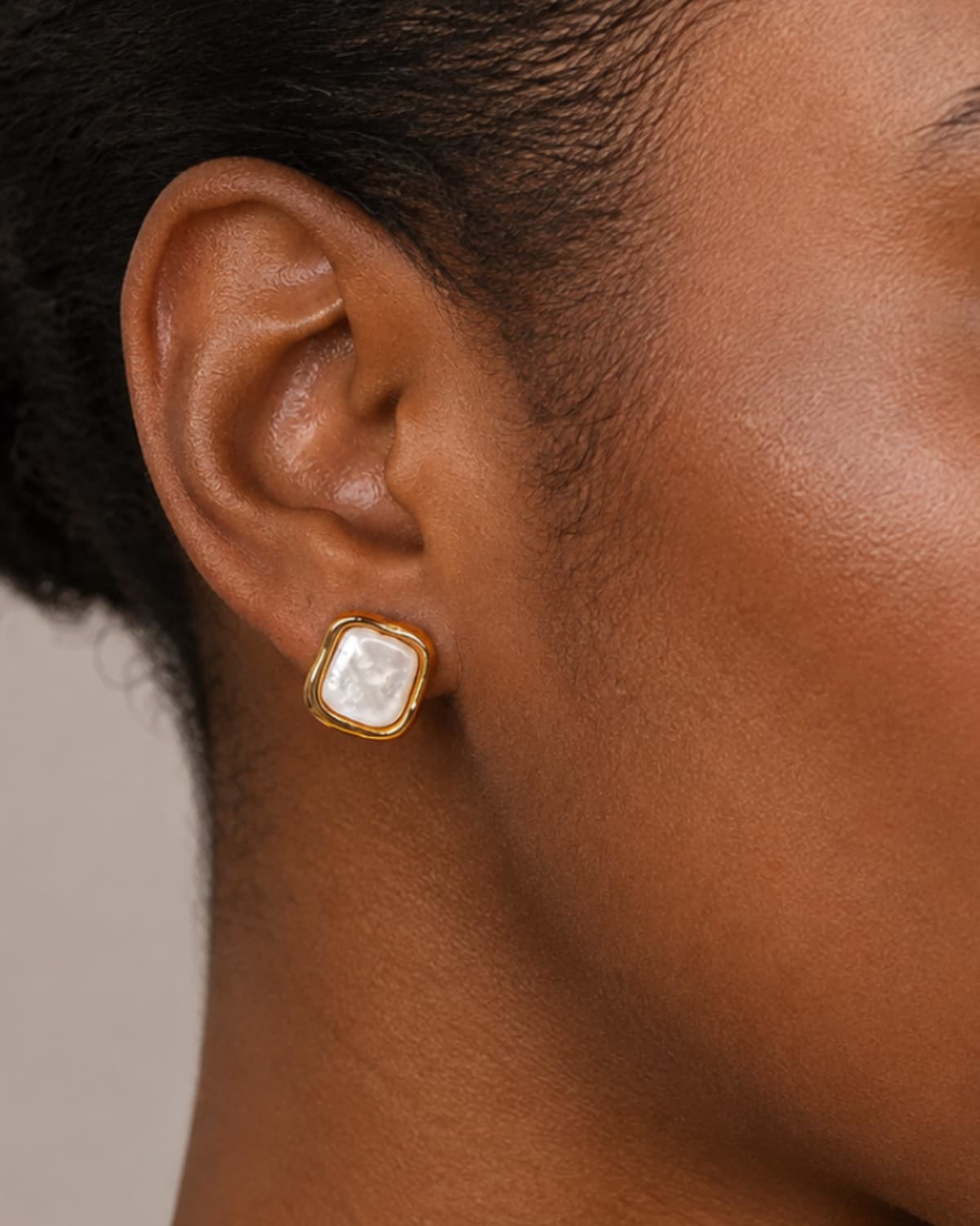 Mirelle Pearl Frame Earrings