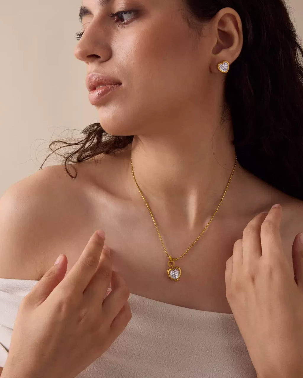 Valenne Crystal Heart Necklace