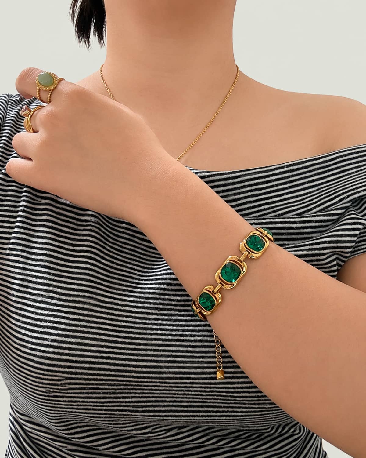 Verdant Green Glass Link Bracelet