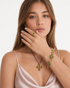 Armband mit grünem Heiligenschein